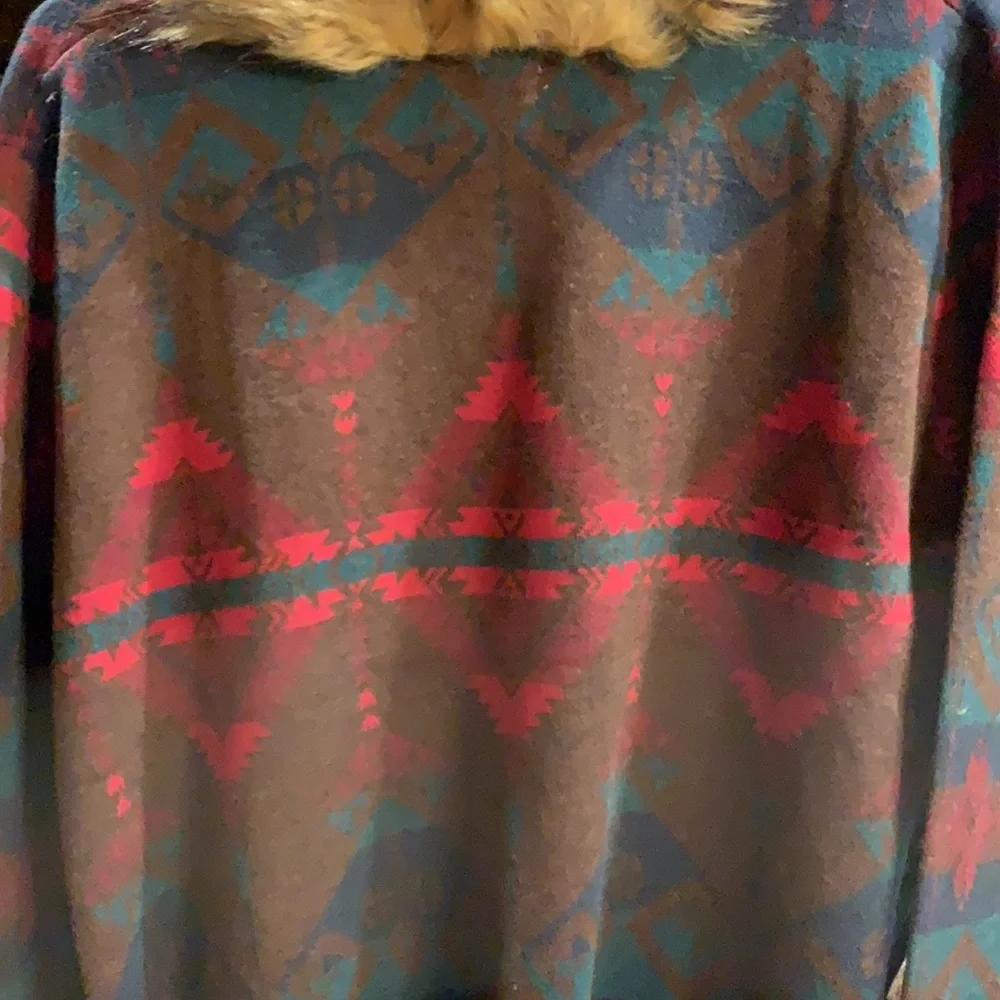 Tasha Polizzi Berlin Blanket Cardigan - Picture 14 of 15